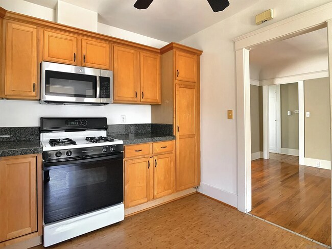 Building Photo - Charming Home with Prime Location & Ample Living Space