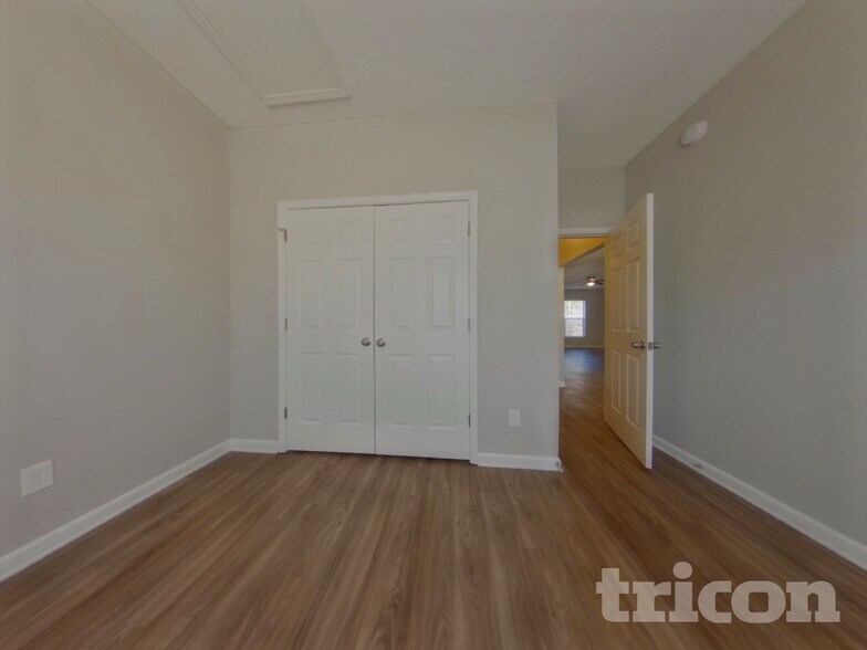 Building Photo - 207 Bolette Ln