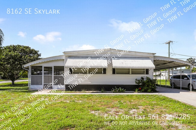 Building Photo - 8162 SE Skylark-