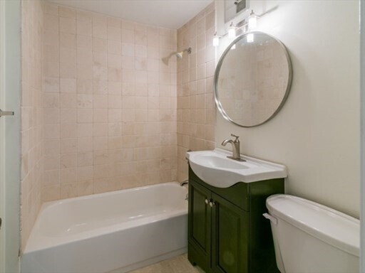 Building Photo - 79 Florida St