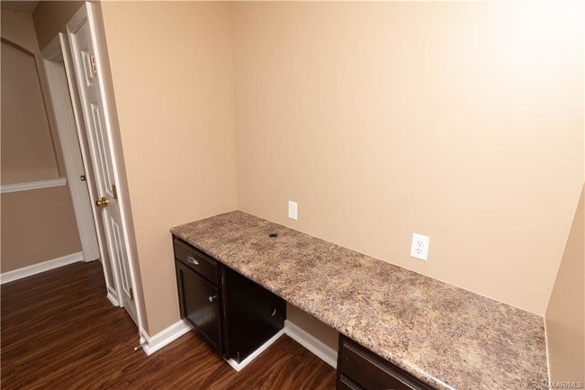 Building Photo - 8853 Ashland Park Pl