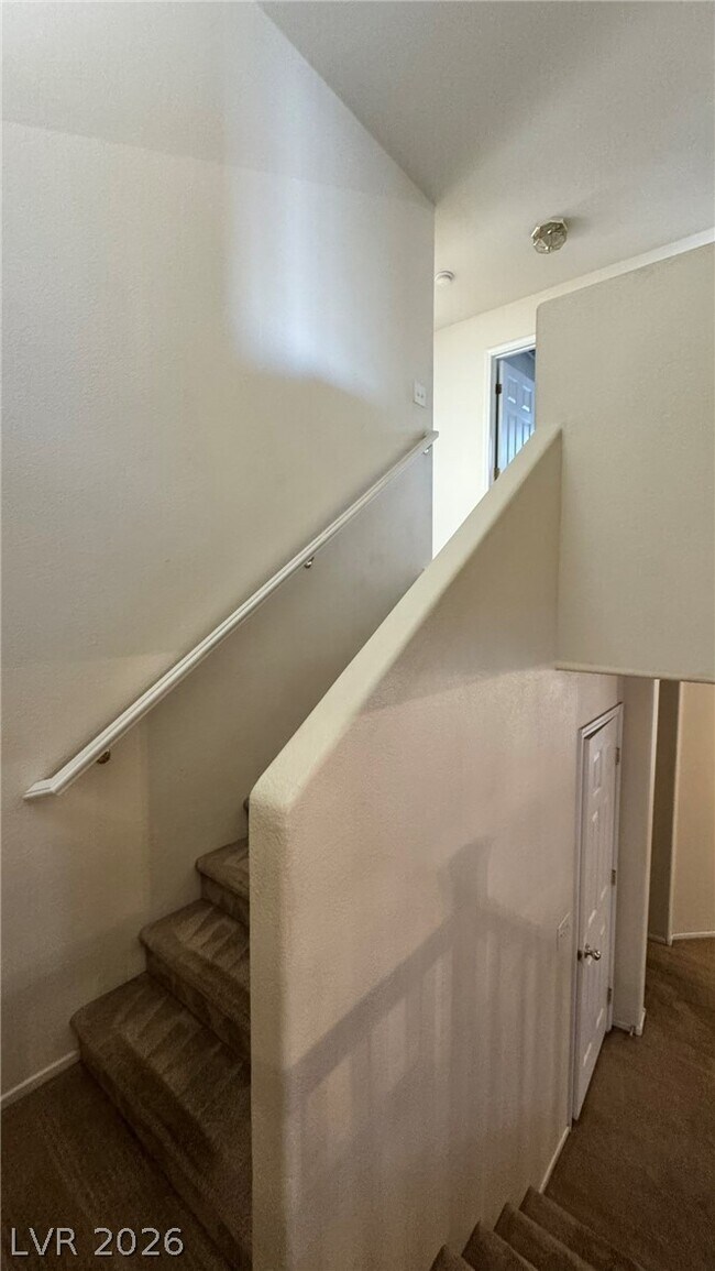 Building Photo - 3752 Autumn King Ave