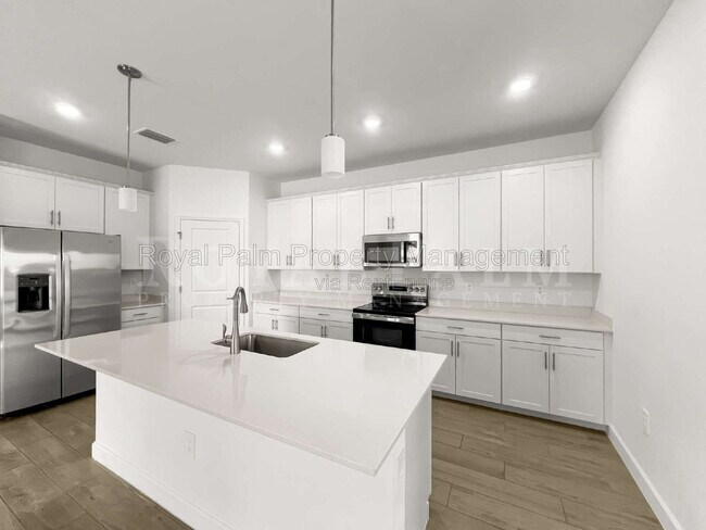 Building Photo - 10706 Clementine Pl