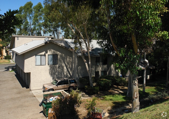 Building Photo - Saguaro Street Apartments