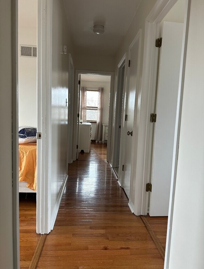 Upstairs Hallway - 48 Augustine Pl