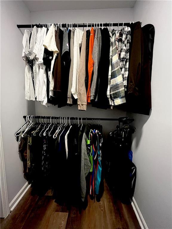 Building Photo - 7089 Wade Rd