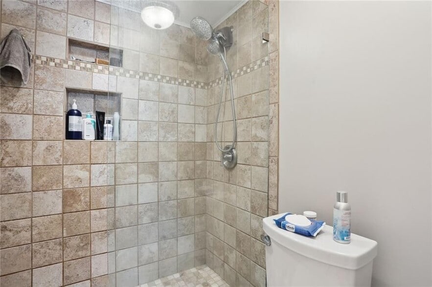 Building Photo - 73 La Rue Pl NW