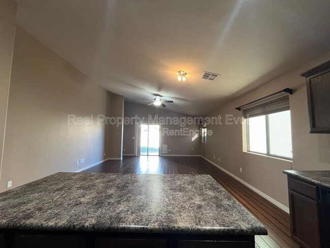 Building Photo - 12022 W Morning Dove Dr