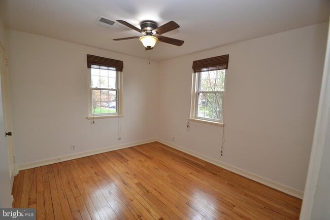 Building Photo - 3546 S Utah St