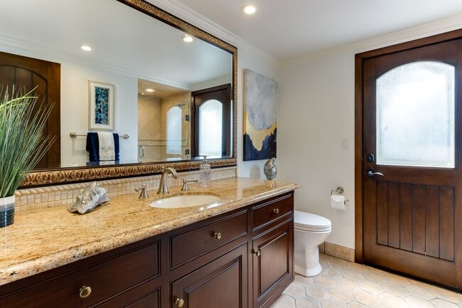 Building Photo - 1716 Paseo Del Mar