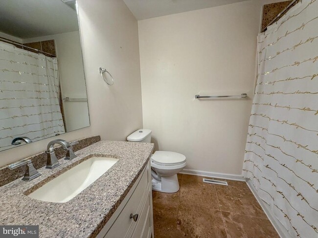Building Photo - 42544 Keith Ct