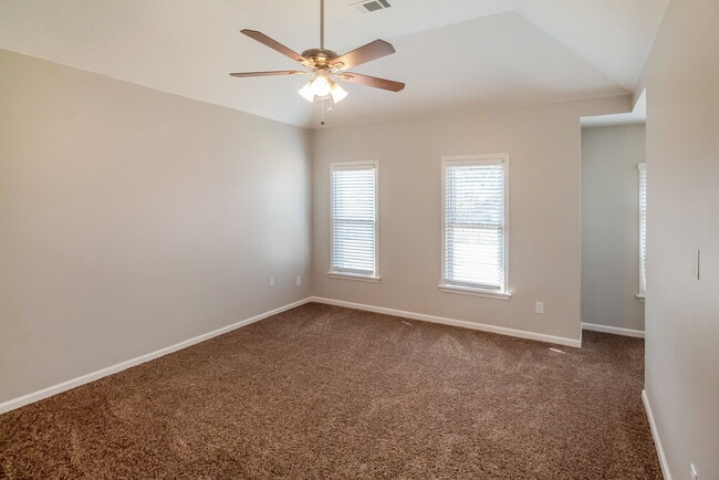Building Photo - 2776 Fletcher Park Cir E