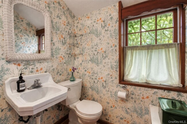 Building Photo - 2662 Paradise Shores Rd