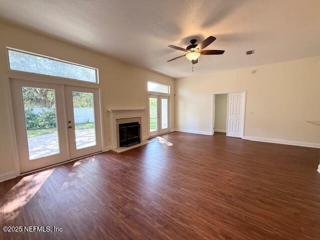 Building Photo - 440 Crescent Pond Dr