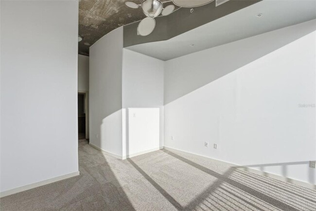 Building Photo - 155 S Court Ave