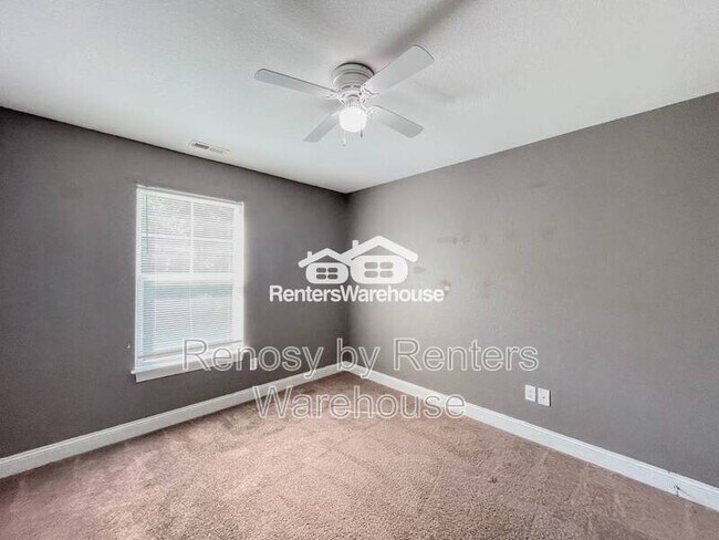 Building Photo - 105 Bedford Pl