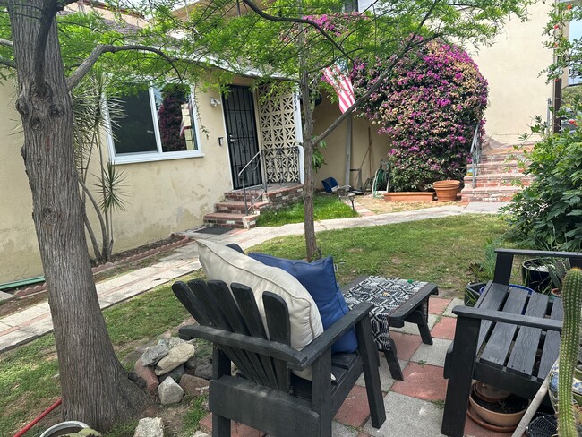 view to unit - 587 South St