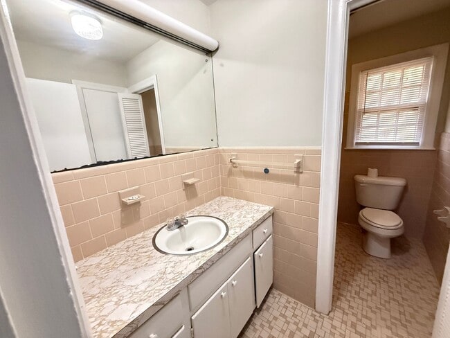 Building Photo - 1131 Compass Creek Dr