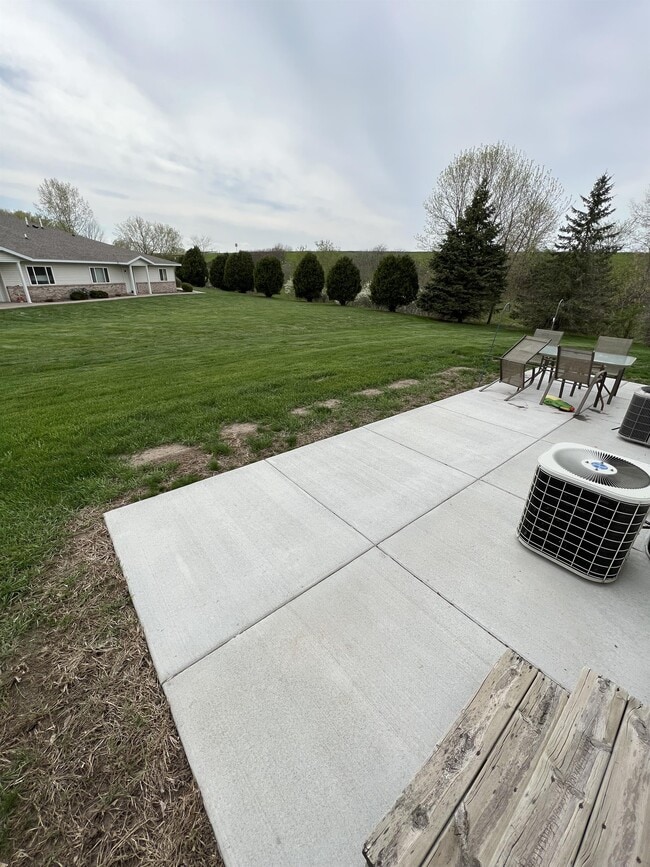 Building Photo - 1428 Glenn Pl