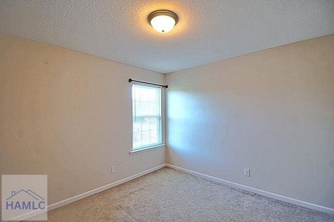 Building Photo - 1301 Windrow Dr