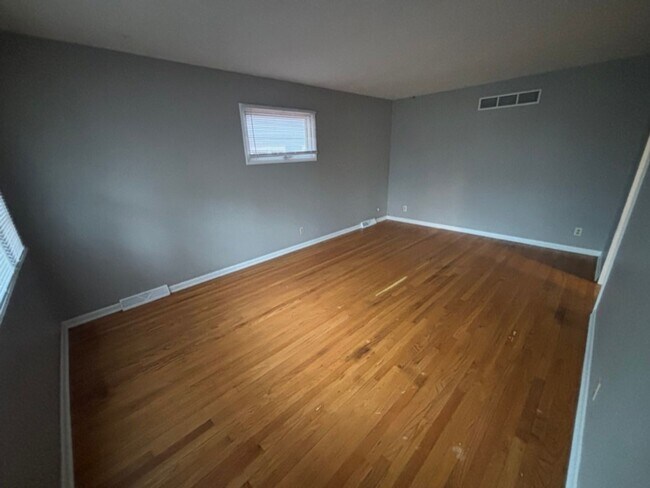 Building Photo - 2930 N 51st St