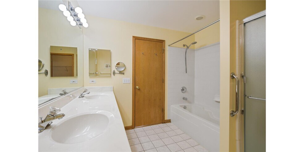 Building Photo - 680 Mill Cir