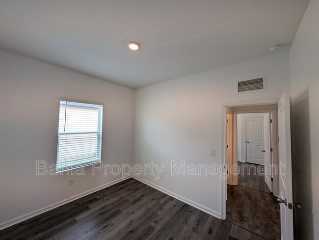 Building Photo - 34933 Daisy Meadow Loop