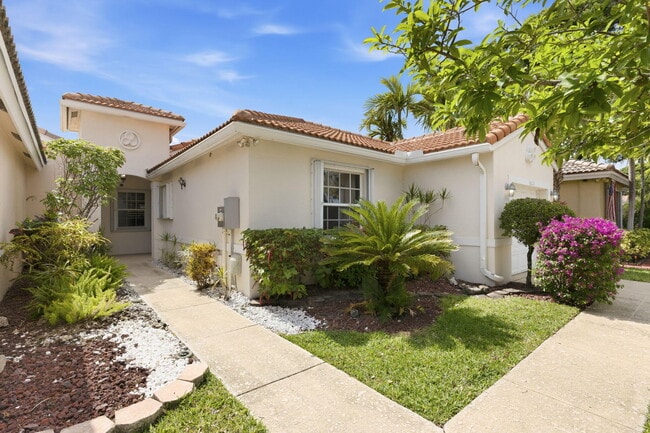 Building Photo - 3622 Coco Lake Dr