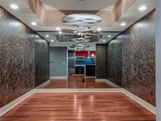 Building Photo - 260 S Osceola Ave