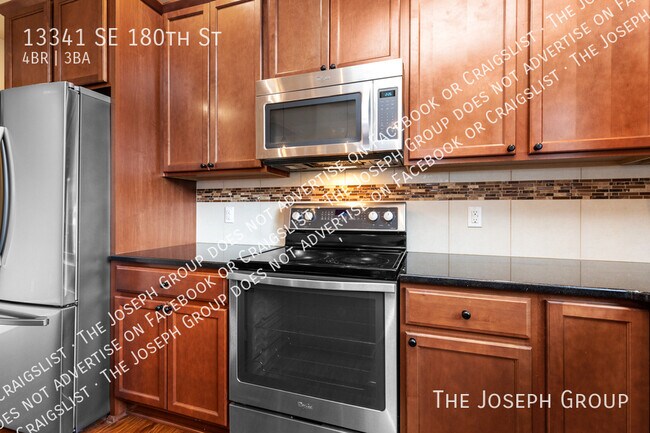 Building Photo - 13341 SE 180th St