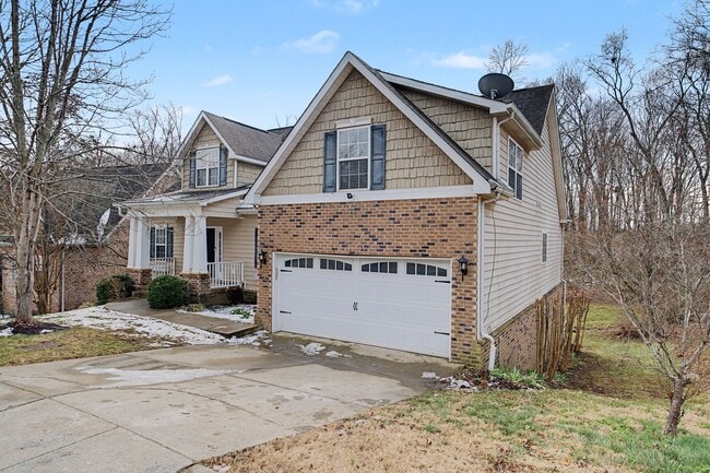 Building Photo - 1857 Woodland Pointe Dr