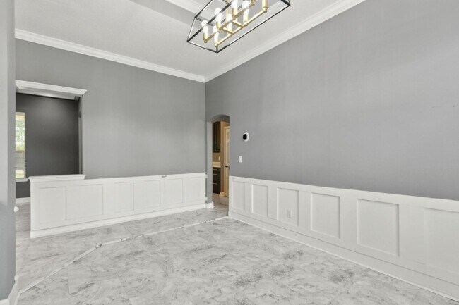 Building Photo - 14617 E Zachary Dr