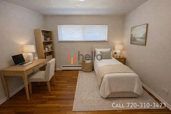 Building Photo - 2516 Quay St