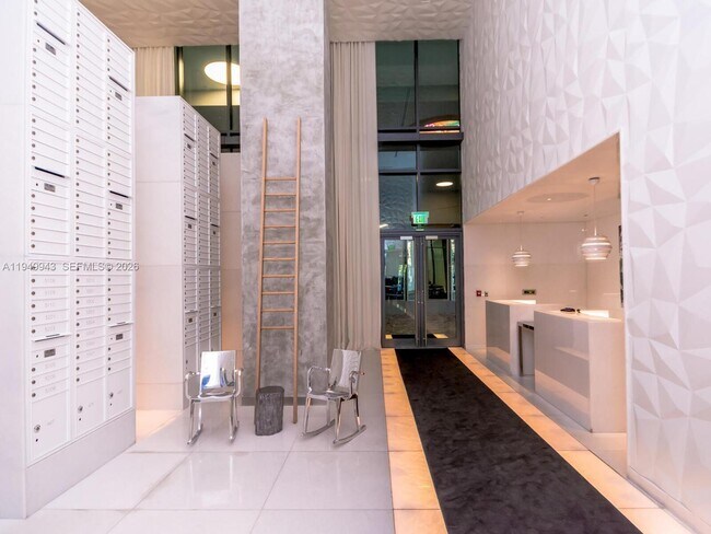 Building Photo - 1300 S Miami Ave