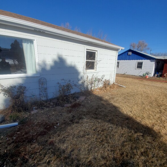 Building Photo - 8015 W 5th Ave