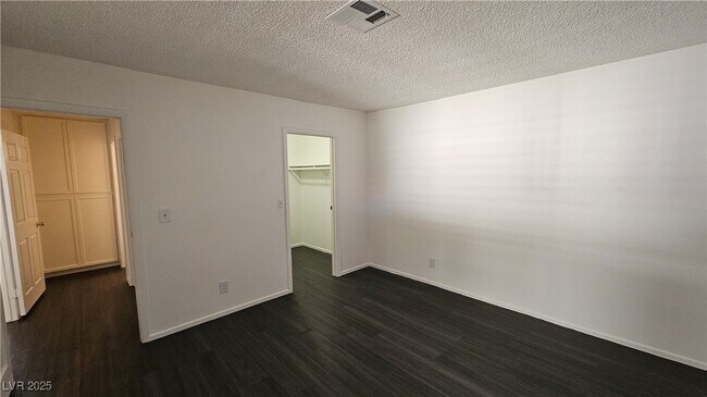 Building Photo - 4220 Whippoorwill Cir