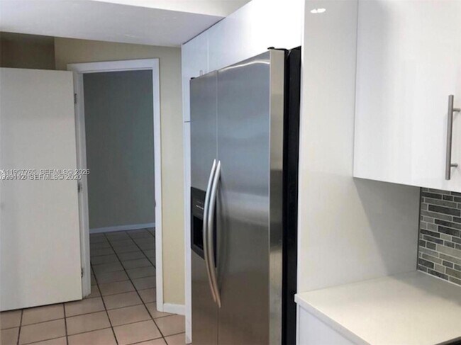 Building Photo - 3089 NE 183rd Ln