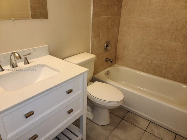 Building Photo - 395 SE Norfolk Blvd