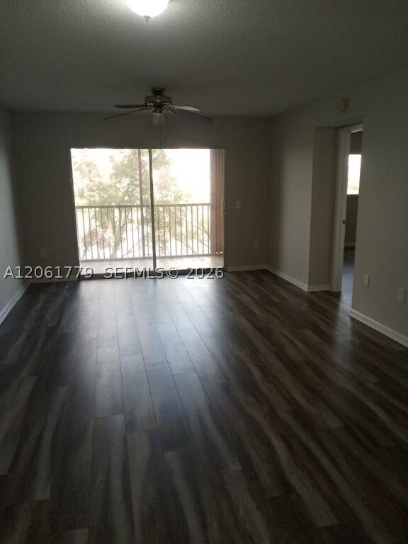 Building Photo - 1351 SW 141st Ave