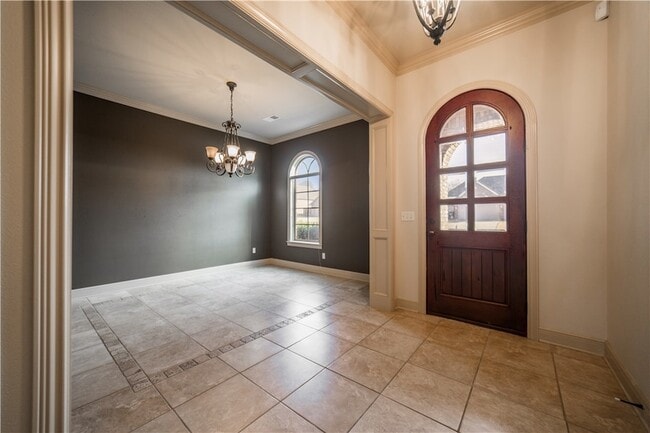 Building Photo - 3778 Prince Philipe St