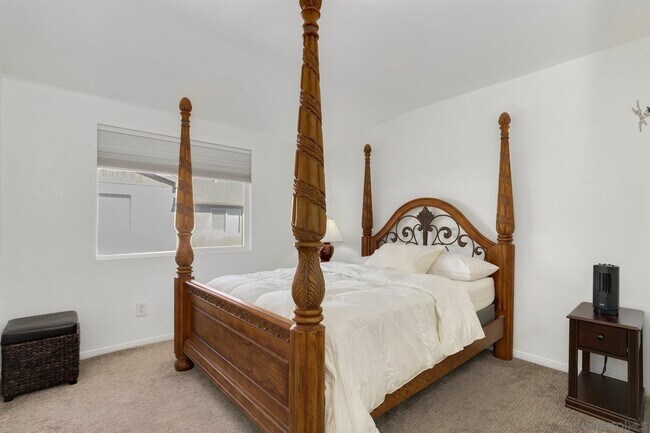 Building Photo - 2268 Lattice Ln