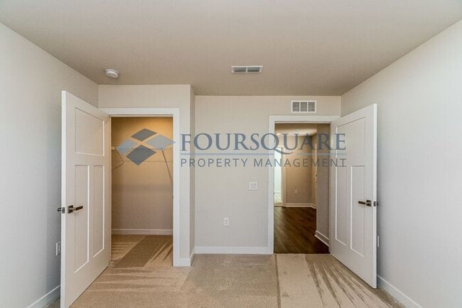 Building Photo - Ranch Home | Open Floor Plan | Attached Garage| Office