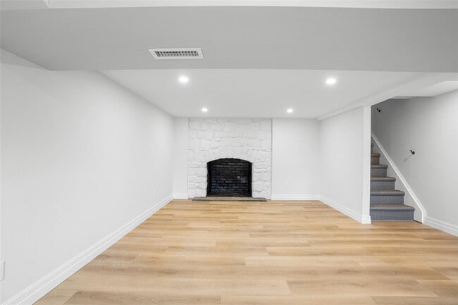 Building Photo - 73 Whippoorwill Rd