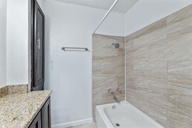 Building Photo - 2726 Blanton St
