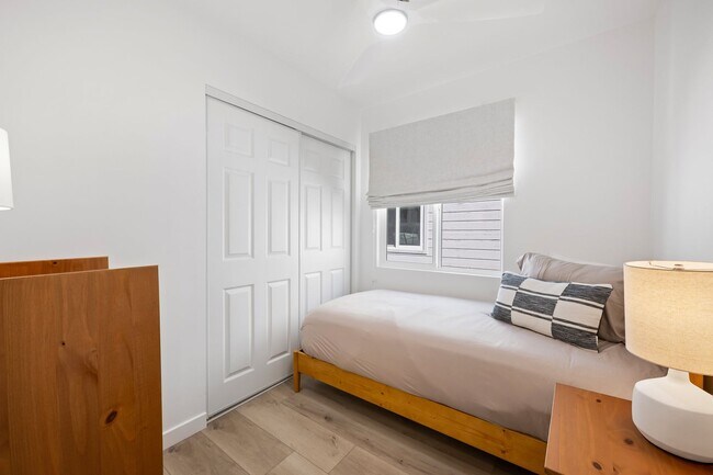 Building Photo - Newly Remodeled and Fully furnished- Missi...