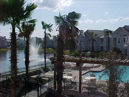 Building Photo - 10561 Villa View Cir