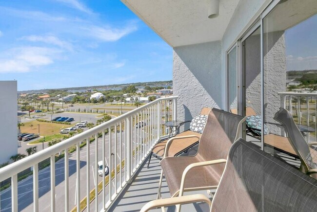 Building Photo - 769 Sundial Ct