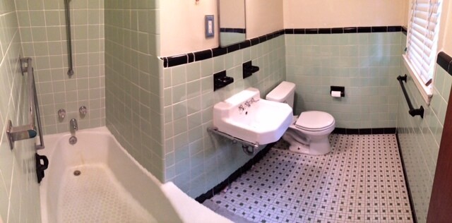 Master Bath - 705 Morningside Dr