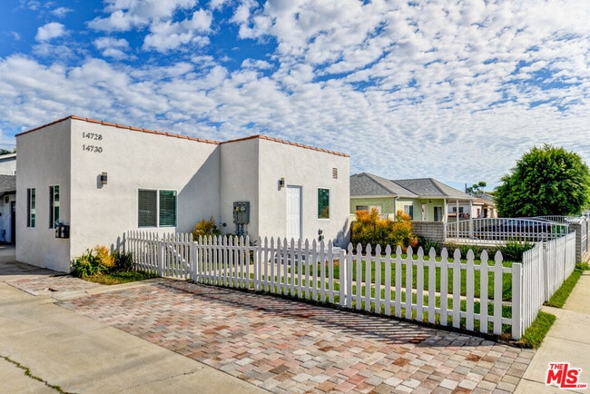 Primary Photo - 14730 Firmona Ave