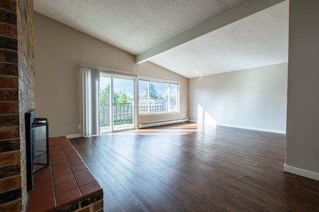 Primary Photo - Cochise Apartments